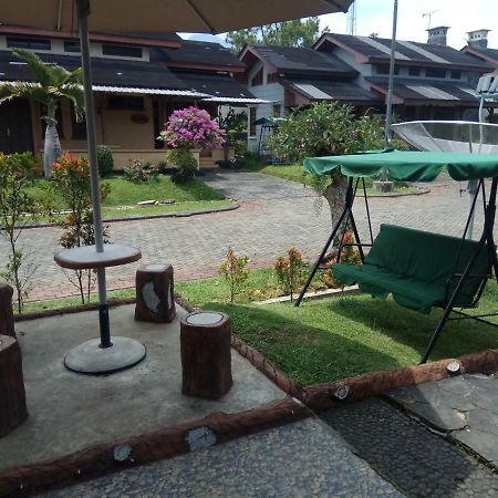 Vila Kota Bunga Private Pool プンチャック エクステリア 写真